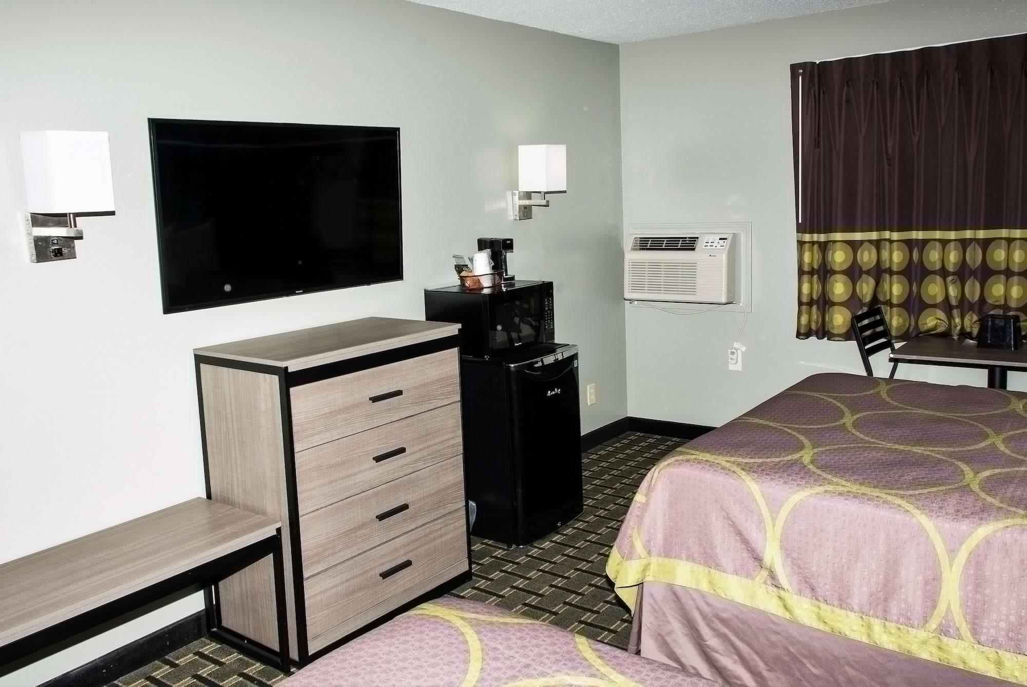 Super 8 By Wyndham Michigan City Exteriér fotografie